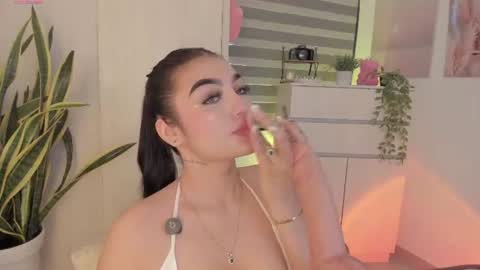 Snapshot of emily_kenner chatting on 07/06/26, 12:02 EmilyKenner Independent model online show from 07/06/26, 12:02