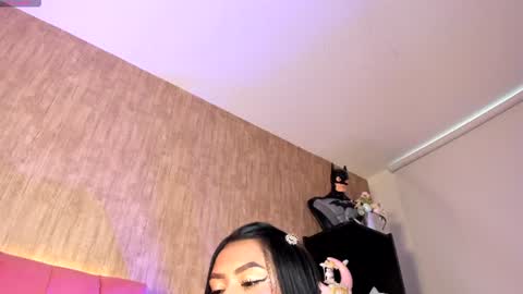 Emily  online show from 06/19/26, 07:17