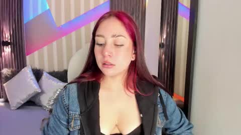 Emily online show from 11/12/25, 02:50