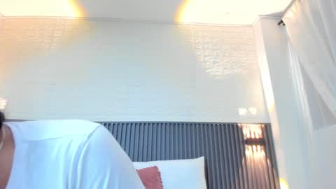 Snapshot of emily_leroy571240 chatting on 01/14/25, 08:59 emily leroy. online show from 01/14/25, 08:59