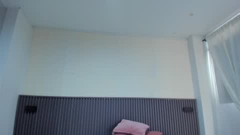 Snapshot of emily_leroy571240 chatting on 01/15/25, 06:51 emily leroy. online show from 01/15/25, 06:51