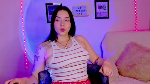 Emily Lindey online show from 07/11/26, 06:27