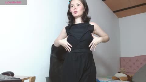 Emily littesweets online show from 12/29/24, 10:03