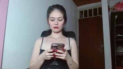 Emily littesweets online show from 11/08/25, 12:33