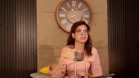 Emily online show from 04/12/26, 09:31