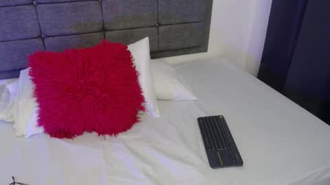 Snapshot of emily_milff chatting on 06/03/26, 11:46 emily_milff online show from 06/03/26, 11:46