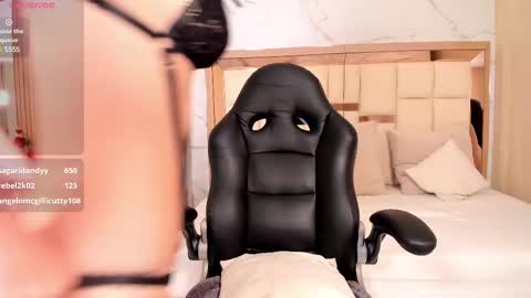 Emily online show from 02/25/25, 04:35