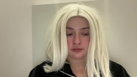 emily_morning_dew online show from 02/13/26, 08:38