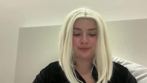 emily_morning_dew online show from 02/27/26, 08:53