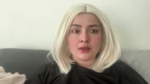 emily_morning_dew online show from 03/15/26, 07:14