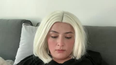 emily_morning_dew online show from 03/25/26, 02:01