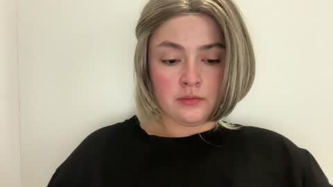 emily_morning_dew online show from 04/20/26, 06:05