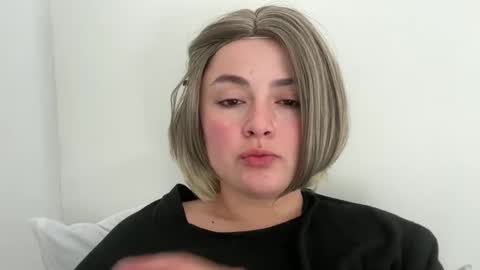 emily_morning_dew online show from 04/22/26, 06:38