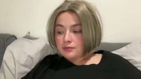 emily_morning_dew online show from 05/31/26, 06:09