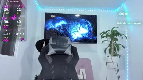 emily_palmeer online show from 12/19/25, 10:00