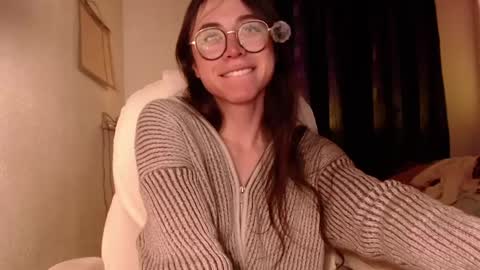 emily_pearl_ online show from 12/20/24, 12:19