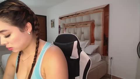 emily online show from 03/04/26, 01:55