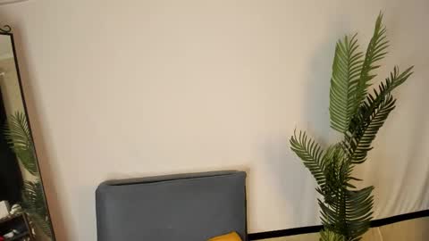 emily_relishh online show from 02/04/26, 05:13