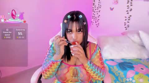 Snapshot of emily_restrepoo chatting on 09/16/25, 05:30 Emily online show from 09/16/25, 05:30