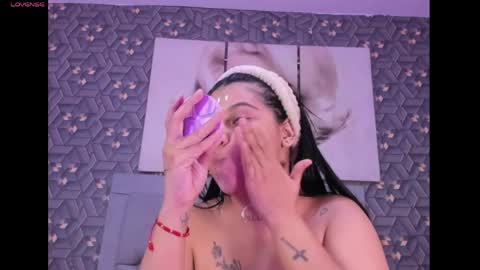 Emily online show from 04/21/26, 04:19