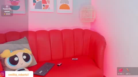 Snapshot of emily_roberts1 chatting on 09/13/25, 02:06 Emily  online show from 09/13/25, 02:06