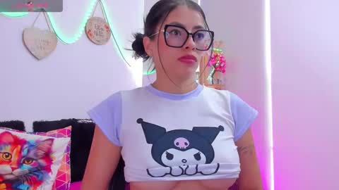 Emily online show from 12/01/25, 02:22