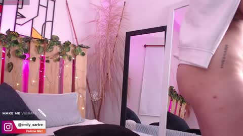 Emilly online show from 01/18/25, 08:41