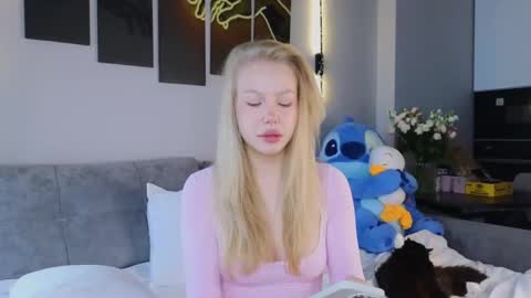 emily shepard online show from 02/16/26, 05:14