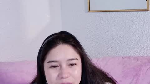 Snapshot of emily_sweet30 chatting on 02/13/25, 12:13 Emily online show from 02/13/25, 12:13