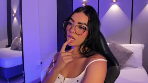 Snapshot of emily_tolson chatting on 06/10/26, 07:57 emily_tolson online show from 06/10/26, 07:57