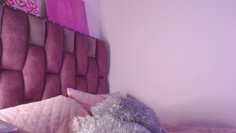 Snapshot of emily_w2 chatting on 02/06/26, 03:55 emily_w2 online show from 02/06/26, 03:55