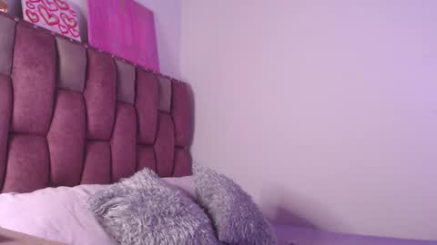 Snapshot of emily_w2 chatting on 03/13/26, 04:30 emily_w2 online show from 03/13/26, 04:30