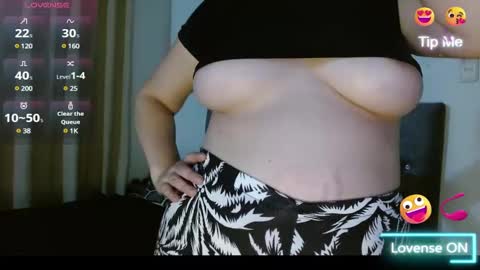 Snapshot of emily_white00 chatting on 03/10/25, 11:06 emily online show from 03/10/25, 11:06