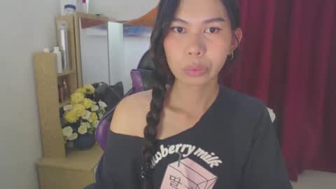 emily_xo143 online show from 03/02/26, 02:36