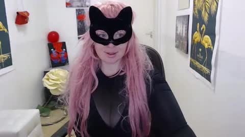Emily online show from 02/02/25, 10:57