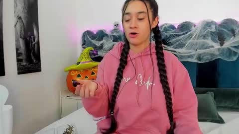 Emilyyy online show from 10/24/25, 11:34