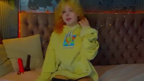 Baby Emelli online show from 02/06/26, 07:12