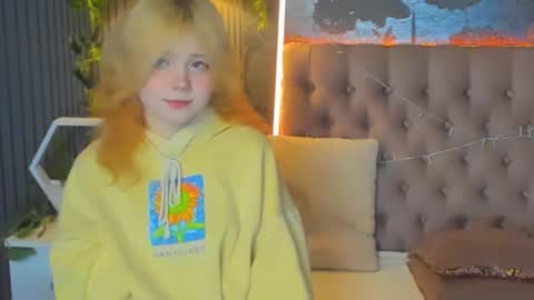 Baby Emelli online show from 02/09/26, 06:28