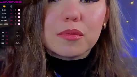 Snapshot of emilyart_ chatting on 03/07/25, 11:05 artist Emily online show from 03/07/25, 11:05