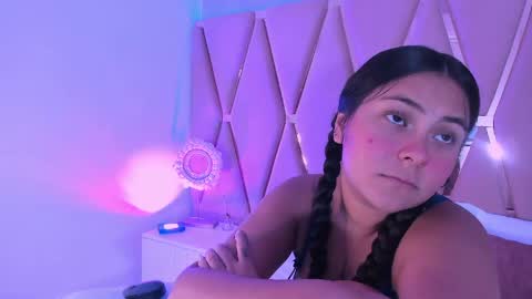 Snapshot of emilyblack_1 chatting on 04/28/26, 02:27 Emily online show from 04/28/26, 02:27