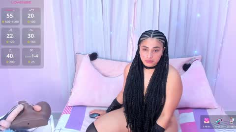 Snapshot of emilybta chatting on 01/17/25, 05:21  EMILY  online show from 01/17/25, 05:21