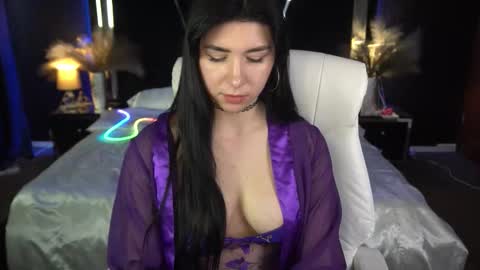 Emy online show from 11/22/25, 07:29