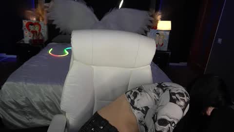 Emy online show from 02/26/26, 07:18