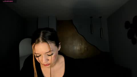 Snapshot of emilycarterr_ chatting on 05/08/26, 10:42 Emily Carter online show from 05/08/26, 10:42