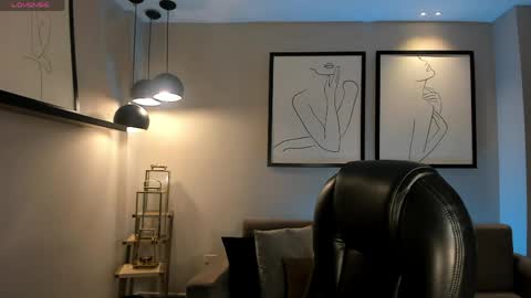 Snapshot of emilycarterr_ chatting on 05/21/26, 10:44 Emily Carter online show from 05/21/26, 10:44