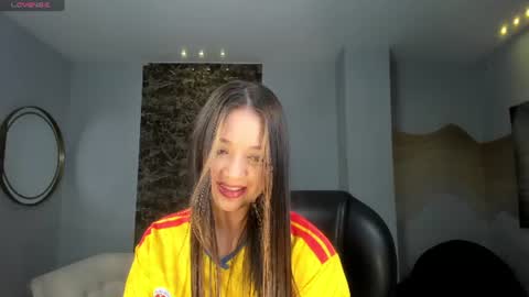 Snapshot of emilycarterr_ chatting on 06/17/26, 11:12 Emily Carter online show from 06/17/26, 11:12