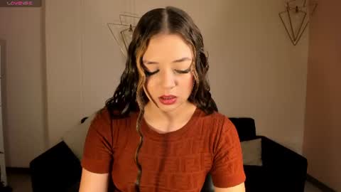 Snapshot of emilycarterr_ chatting on 07/12/26, 11:01 Emily Carter online show from 07/12/26, 11:01