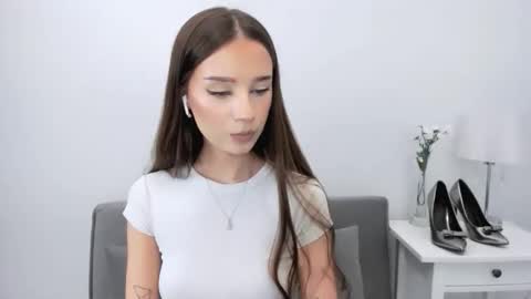 Snapshot of emilycharming chatting on 01/15/26, 09:07 EmilyCharming online show from 01/15/26, 09:07