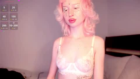 Emily online show from 02/03/26, 06:13