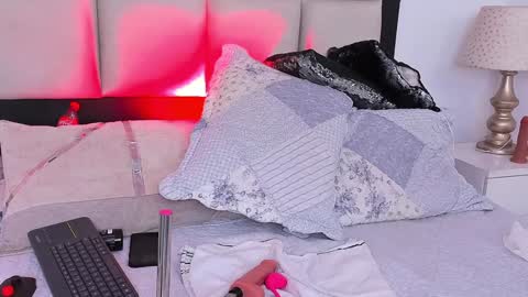 Emily online show from 12/22/24, 01:01